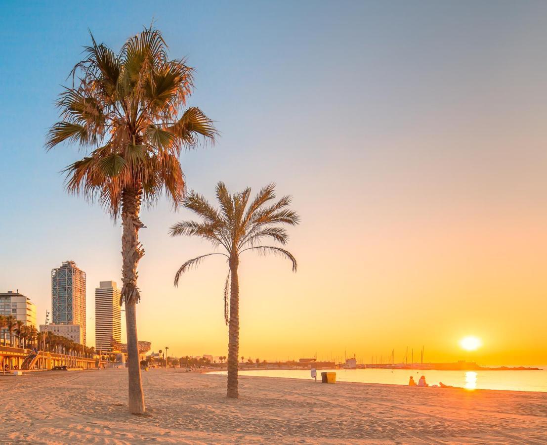 Superb Cute Flat Barcelona Bests View On The Sea For Couple Екстериор снимка